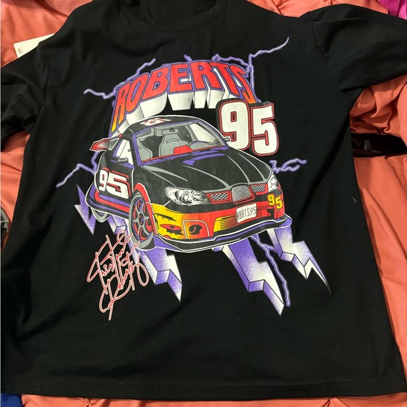 Black graphic tee - Picture 1 of 1